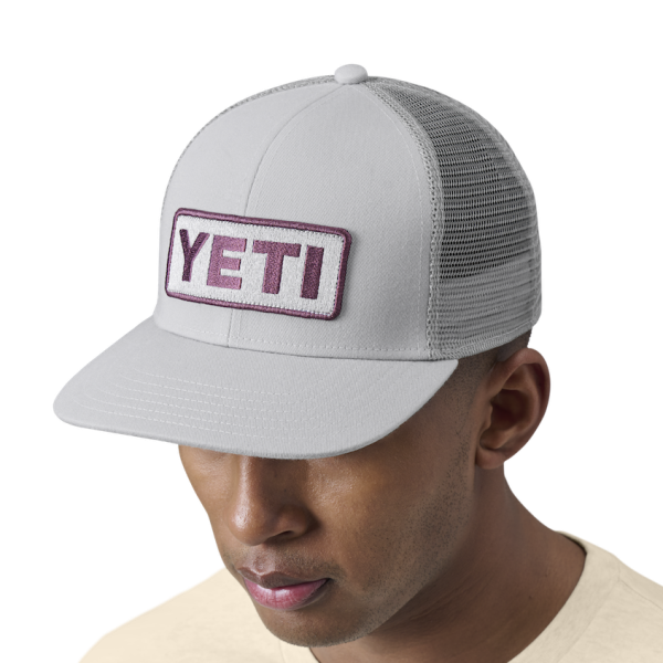 Gray Yeti Low-Pro Logo Badge Trucker Hat Hats | MOLEZ-9362