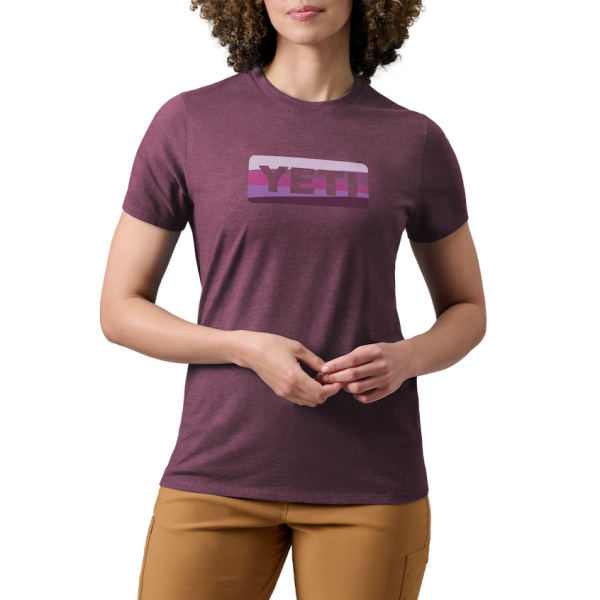 Heather Plum Yeti Women's Sunrise Badge Short Sleeve T-Shirt Short Sleeve T-Shirt | AJSXT-0813