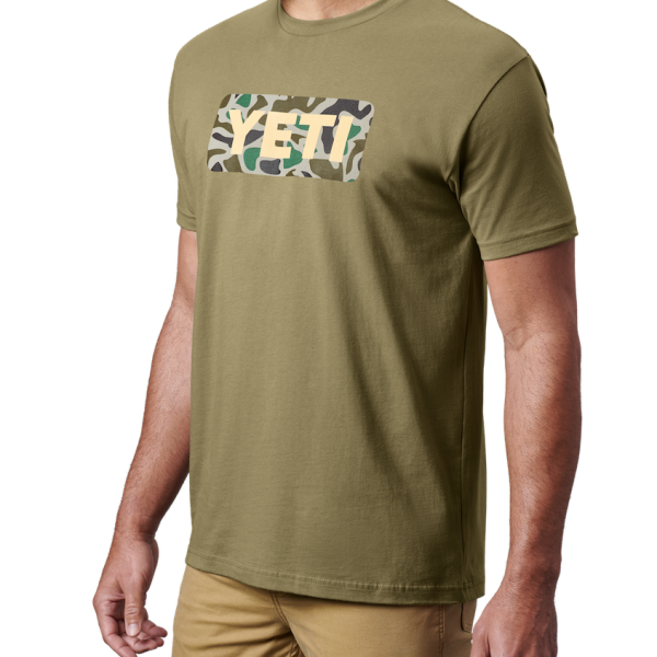 Military Green Yeti Logo Badge Duck Camo Short Sleeve T-Shirt Short Sleeve T-Shirt | DRXBW-5129